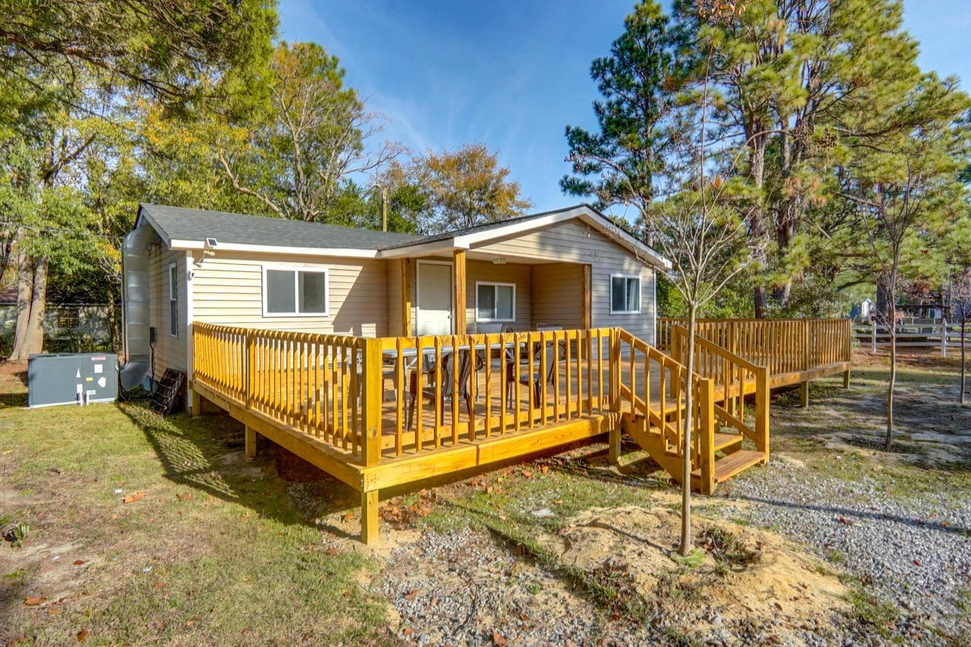 About 8 Mi To Pinehurst Cozy Home With Extended Deck! Aberdeen 外观 照片